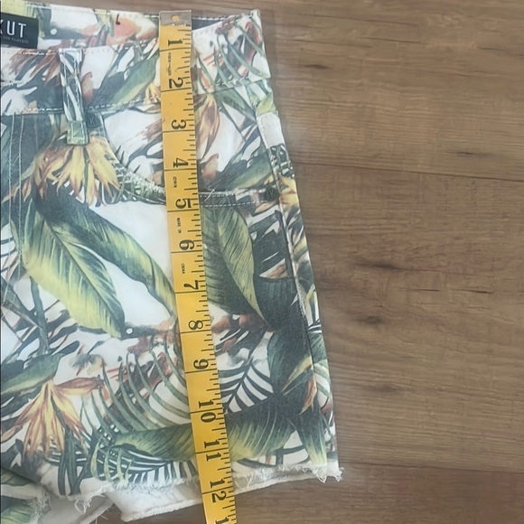 Tropical Print Women's Shorts by KUT - Picture 7 of 9